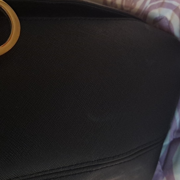 Michael Kors Jet Set Pocket Saffiano Black Trim In Gold Tote - Picture 5 of 6